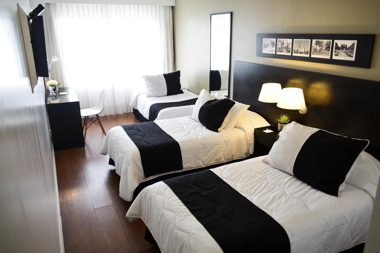 Triple Room,817379819:JPEG