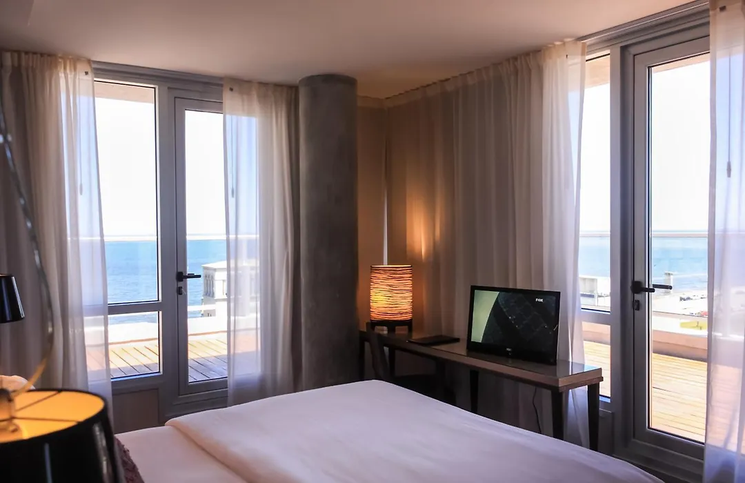 Axsur Design Hotel-1