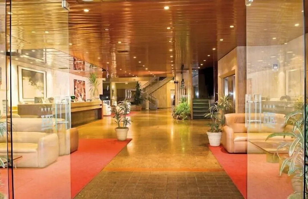Hotel Embajador-1