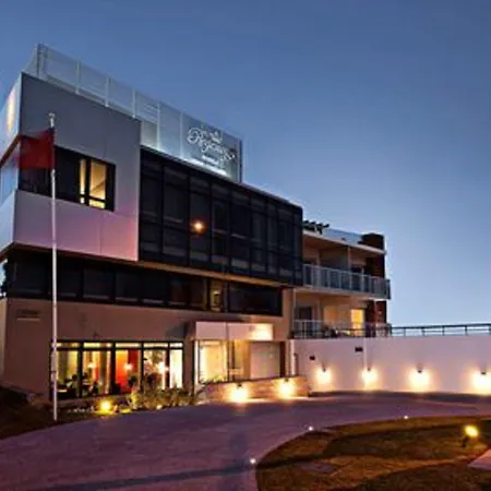 Regency Rambla Design Apart Hotel-2