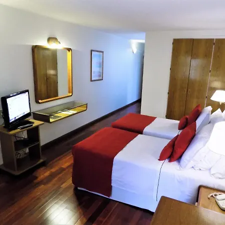 Balmoral Plaza Hotel-2